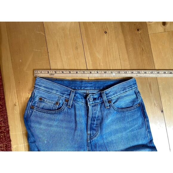 Levi 501 - Picture 8 of 9